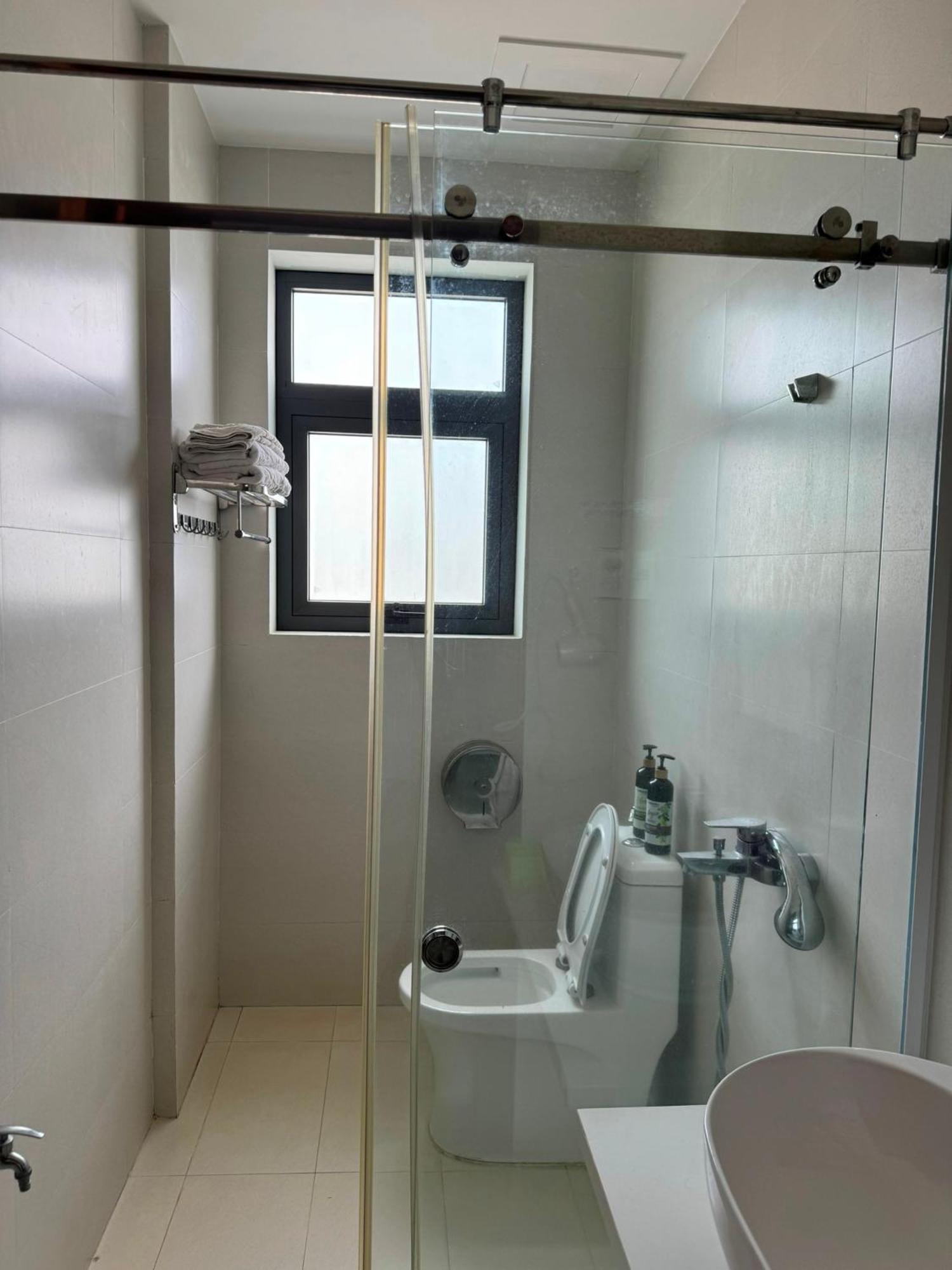 פלייקו Hoang Khiem Hotel מראה חיצוני תמונה