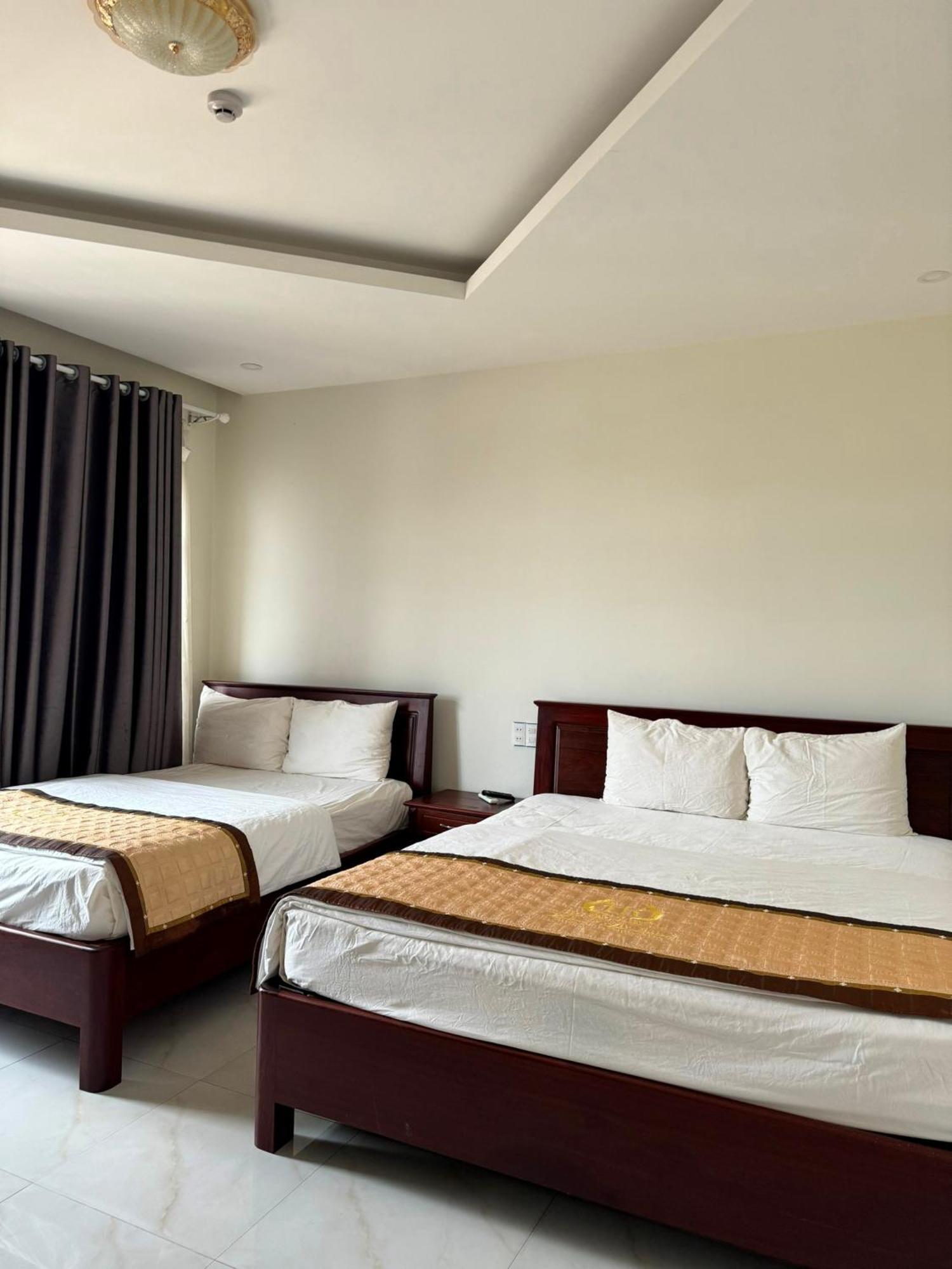 פלייקו Hoang Khiem Hotel מראה חיצוני תמונה