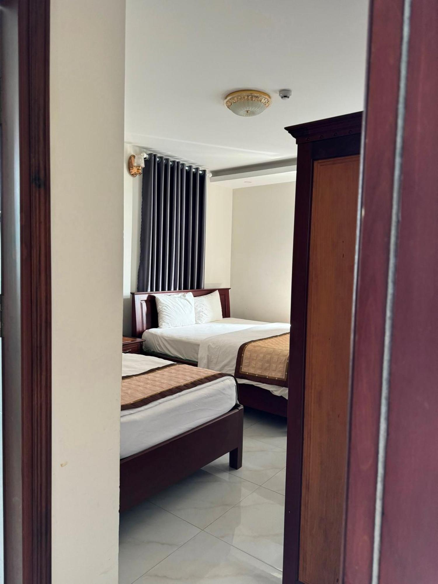 פלייקו Hoang Khiem Hotel מראה חיצוני תמונה