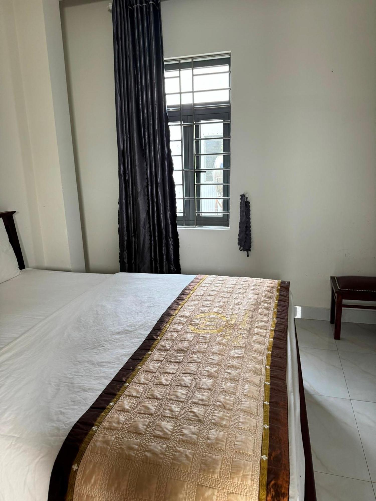 פלייקו Hoang Khiem Hotel מראה חיצוני תמונה